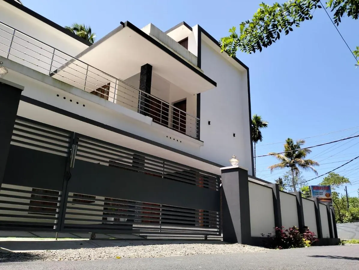 Bachan'S Casa Cherai Beach