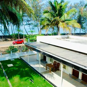 Hotel Cherai Natural Beach, Kochi
